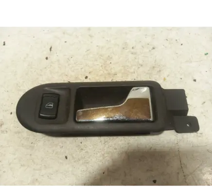 Volkswagen PASSAT B5 Front door interior handle 3B1837114