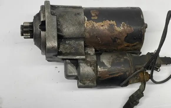 Skoda Octavia Mk1 (1U) Starter motor 1005831308