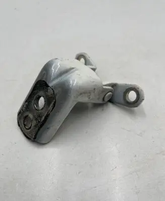 Nissan Leaf II (ZE1) Front door upper hinge A047742