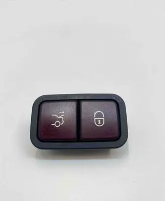 Mercedes-Benz SL R230 Tailgate/boot open switch button 2208211479 A2208211479
