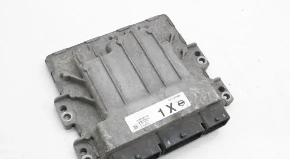Nissan Juke I F15 Engine control unit/module 23710BV89B