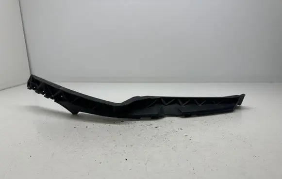 Skoda Octavia Mk2 (1Z) Front bumper mounting bracket 1Z0807183D