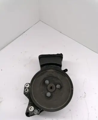 BMW 5 E39 Power steering pump