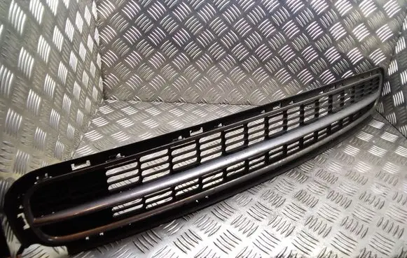 Mini One - Cooper Coupe R56 Front bumper lower grill 2753647