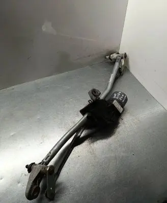 Audi A4 S4 B6 8E 8H Front wiper linkage and motor 8E1955603D