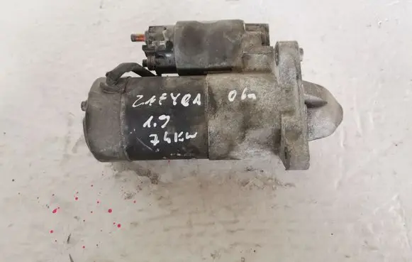 Opel Zafira B Starter motor