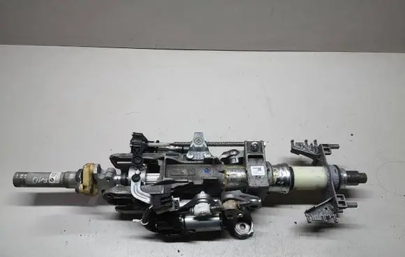 BMW 5 F10 F11 Steering wheel axle 6778135