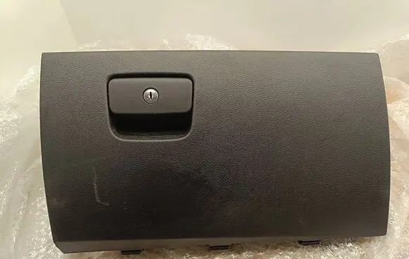 Dodge Durango III Glove box lid/cover P01529013BL 9S132364850