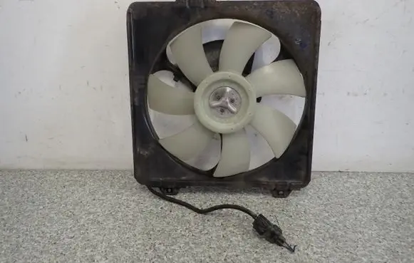 Toyota RAV 4 (XA20) Air conditioning (A/C) fan (condenser) 