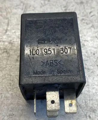 Seat Cordoba (6K) Other relay 1L0951307