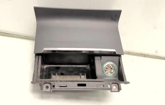 Skoda Superb B6 (3T) Ashtray (front) 3T0857962 3T0857962A 3T0863077