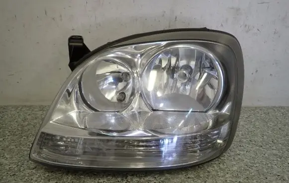 Nissan Almera Tino Headlight/headlamp