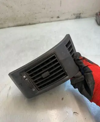 Fiat Ducato Dashboard side air vent grill/cover trim 385817