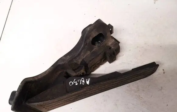 Skoda Octavia Mk2 (1Z) Accelerator throttle pedal 1k1721503at
