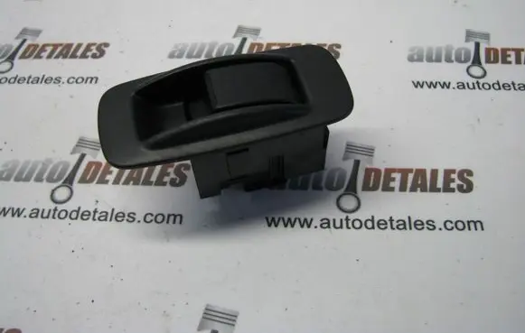 Toyota Corolla Verso AR10 Electric window control switch 848100F010