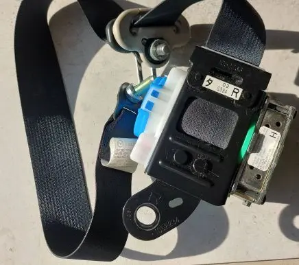 Mazda 6 Front seatbelt Tkah2eh928