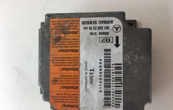Mercedes-Benz E W210 Airbag control unit/module 0018202326