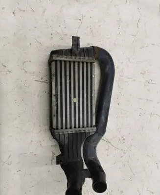Opel Zafira A Intercooler radiator 57965 24406701