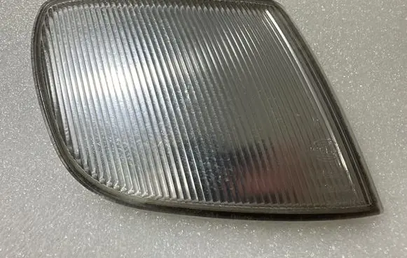 Volkswagen PASSAT B3 Front reflector 3A0941068