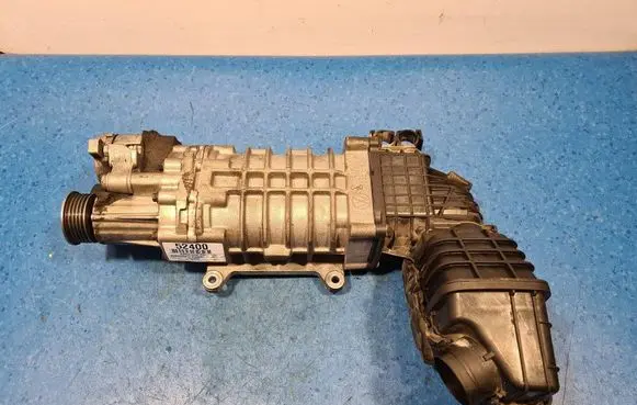 Volkswagen PASSAT CC Air conditioning (A/C) compressor (pump) 03C145601E