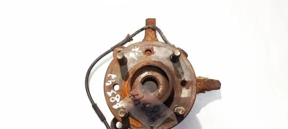 Front wheel hub