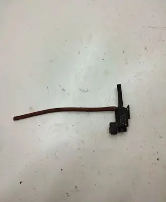 BMW 3 E90 E91 Vacuum valve 7810831