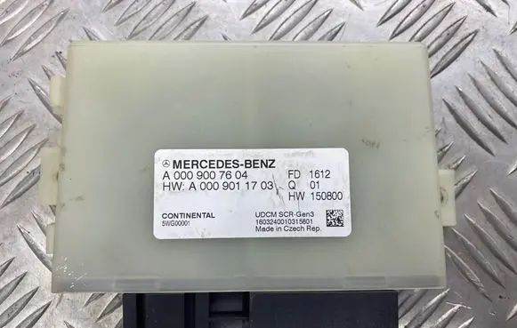 Mercedes-Benz E W213 Reducing agents exhaust control unit A0009011703 5WG00001 A0009007604