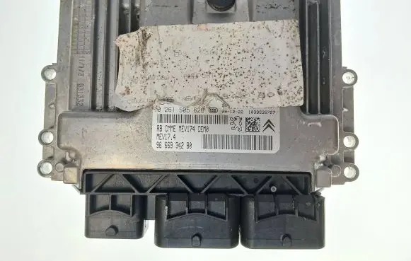 Citroen C4 II Engine control unit/module 0261S05626 9666934280 1039S35727