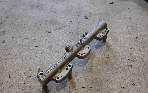 BMW X4M F98 Fuel main line pipe 8665635