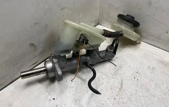 Honda Civic Master brake cylinder 7B91316