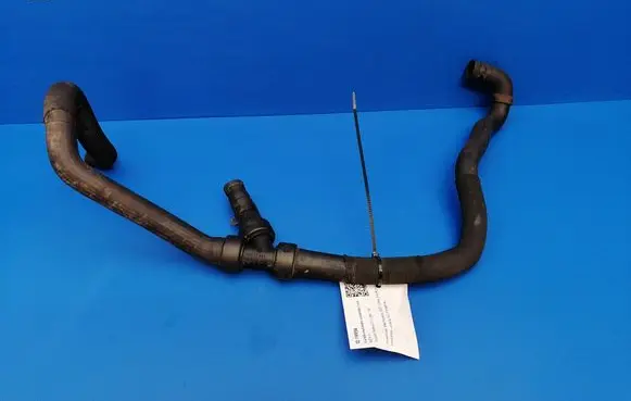 Nissan Note (E11) Engine coolant pipe/hose HSR20441