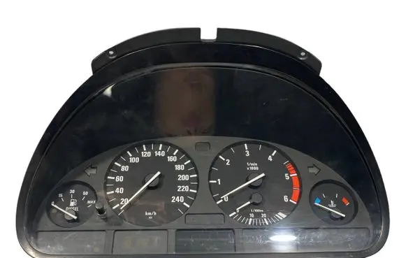 BMW 5 E39 Speedometer (instrument cluster) 6907018 62116907018