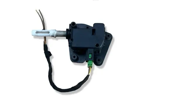 Audi A4 S4 B6 8E 8H Tailgate boot lock/latch motor 8E9827833