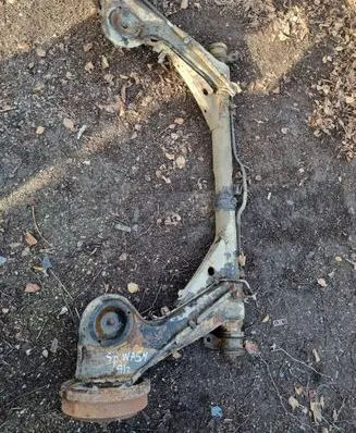 Mitsubishi Space Wagon Rear axle beam 