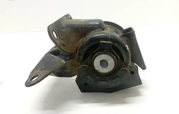 Mazda CX-7 Engine mount bracket 7G26