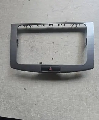 Volkswagen PASSAT B7 Radio/GPS head unit trim 3AA858069D