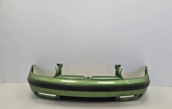 Volkswagen Golf IV Front bumper