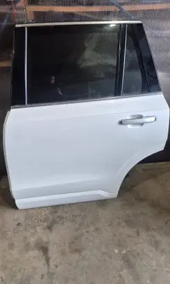 Volvo XC90 Rear door 