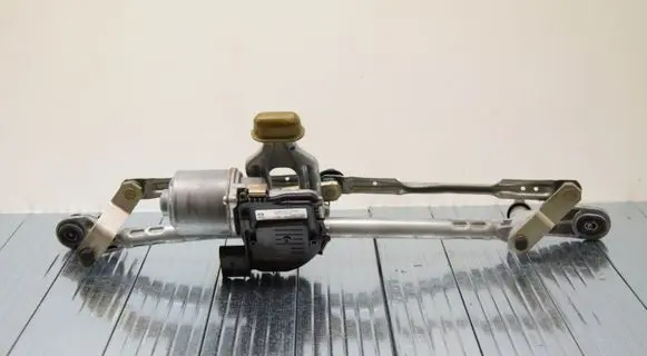 Front wiper linkage and motor