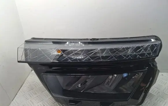 Skoda Kamiq Headlight/headlamp 658941015 0021383204 810516