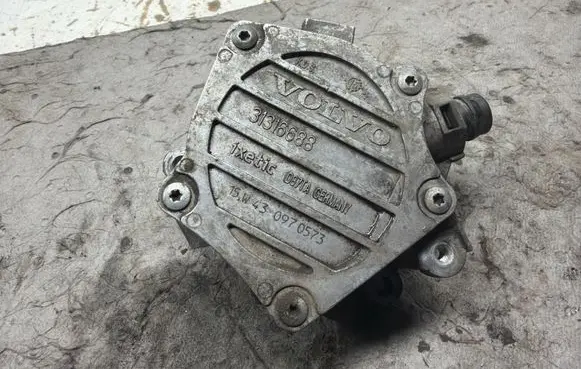 Volvo V60 Vacuum pump 31316688