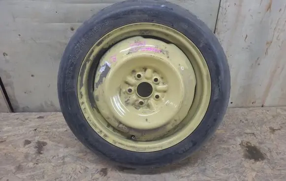 Toyota Prius (XW30) R16 spare wheel 
