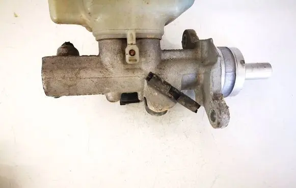 Seat Leon (1P) Master brake cylinder 1K0945459A