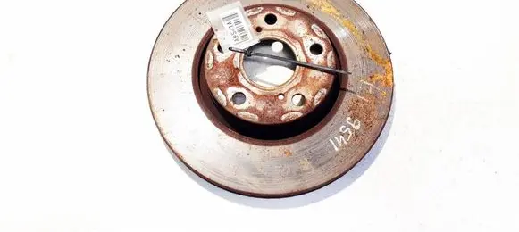 Toyota Avensis T270 Front brake disc VENTILIUOJAMAS
