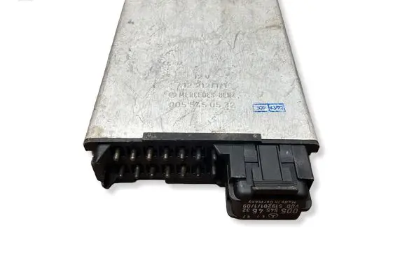 Mercedes-Benz S W126 Cruise control unit/module 0055450532 0055454632