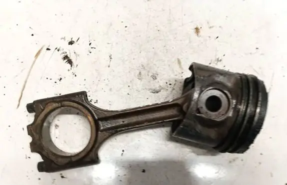 Volvo V70 Piston with connecting rod 