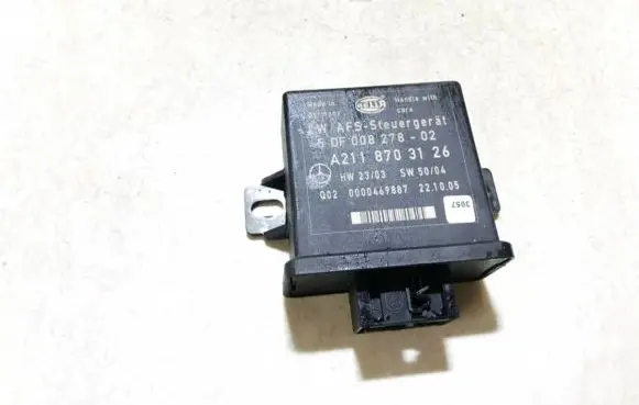 Mercedes-Benz E W211 Light module LCM a2118703126 00827802