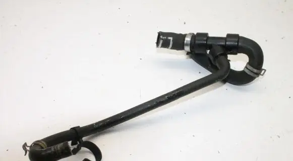 Ford Mondeo MK IV Engine coolant pipe/hose BG9118C266CA