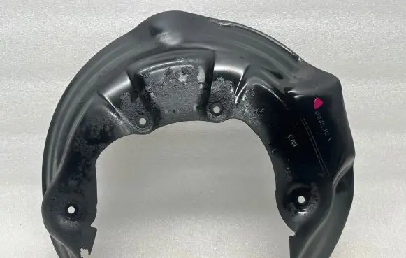 Audi A6 S6 C6 4F Front brake disc dust cover plate 4F0615312A