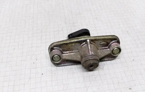 Ford Mondeo Mk III Tailgate exterior lock 